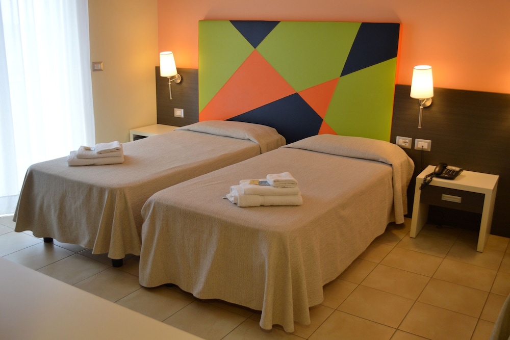 

Milano - Villafranca Tirrena - La Lanterna Hotel