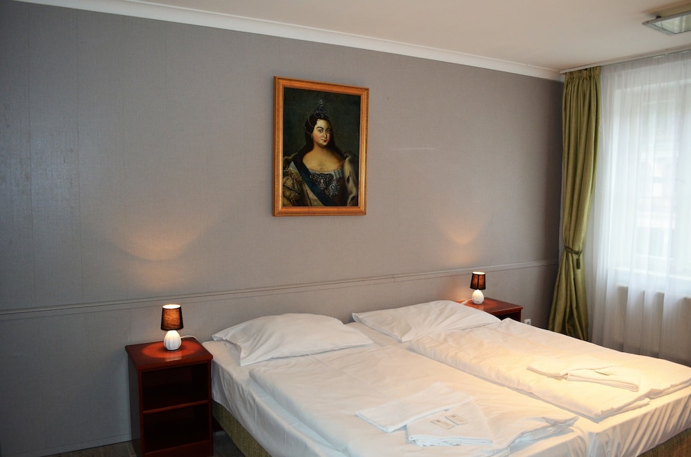 

Napoli - Karlovy Vary - Hotel Petr