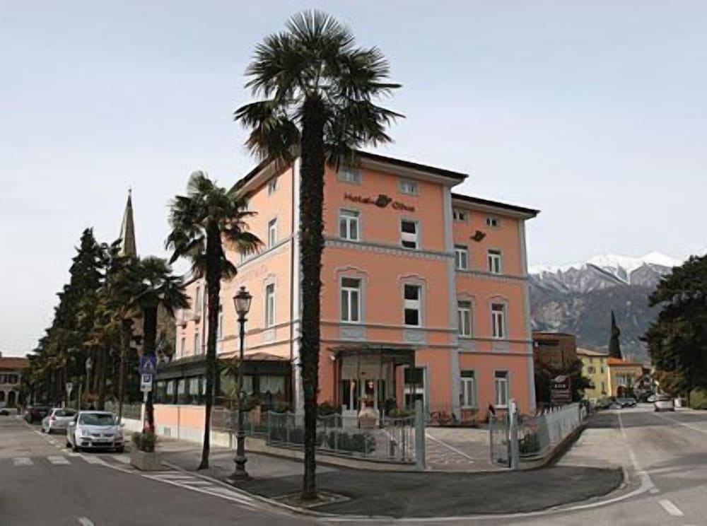 

Milano - Riva del Garda - Hotel Olivo