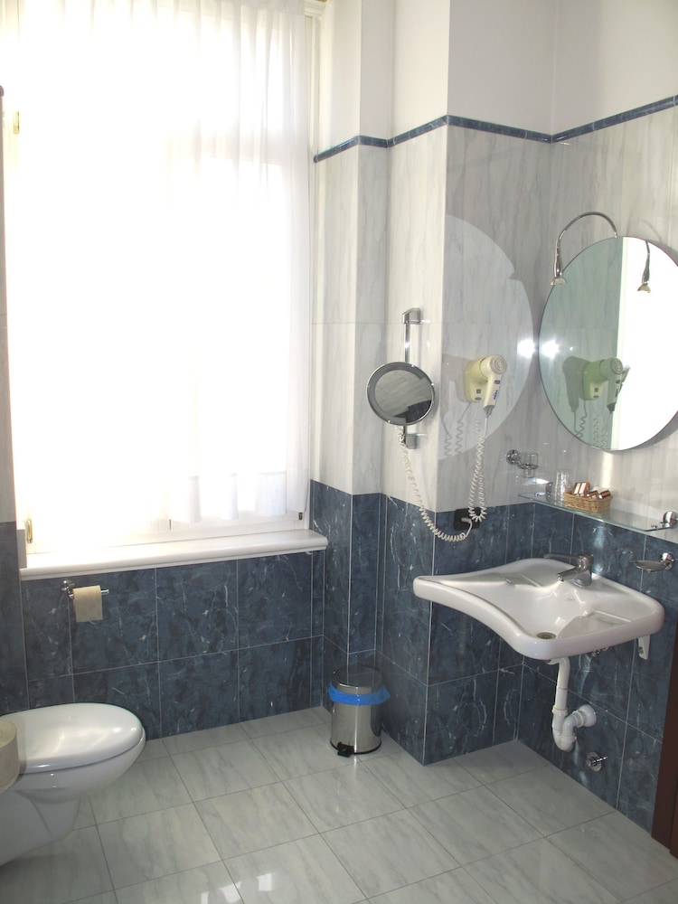 

Milano - Arco - Hotel Olivo