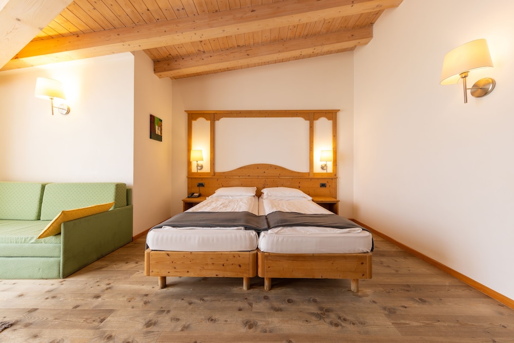 

Cagliari - Trento - Alpine Mugon Hotel