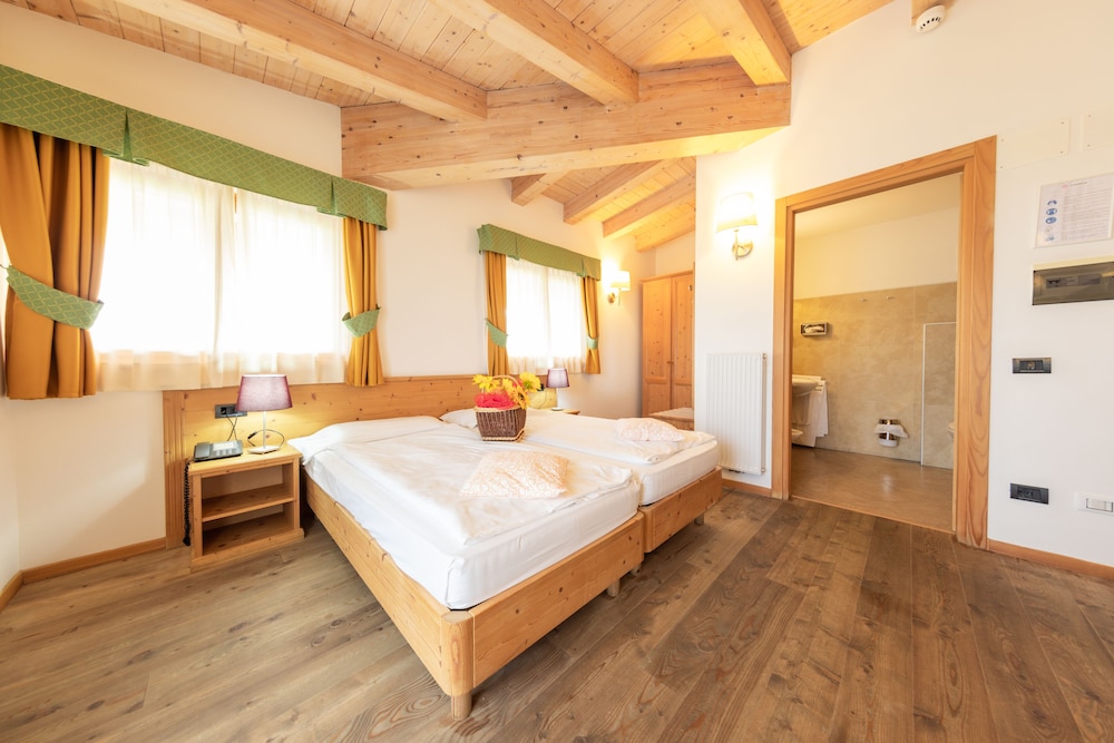 

Cagliari - Trentino, Italia - Alpine Mugon Hotel