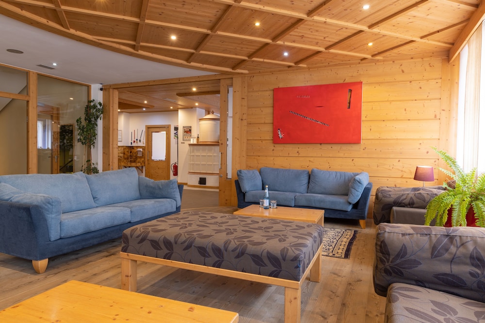

Palermo - Trento - Alpine Mugon Hotel