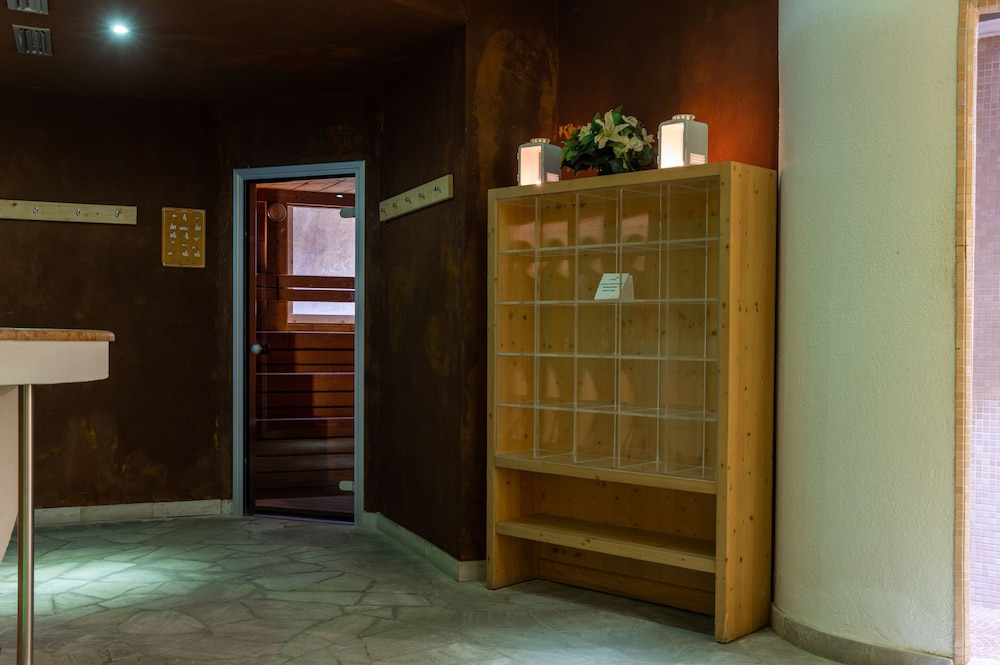 

Brindisi - Trento - Alpine Mugon Hotel