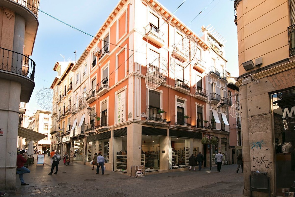 

Milano - Granada - Pension Mesones