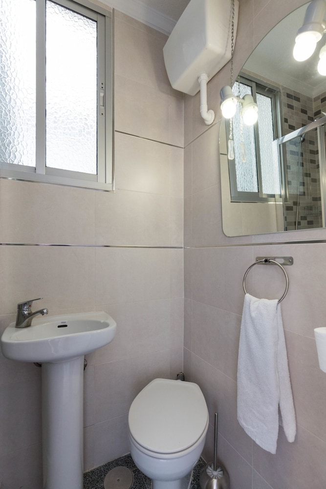 

Milano - Granada - Pension Mesones