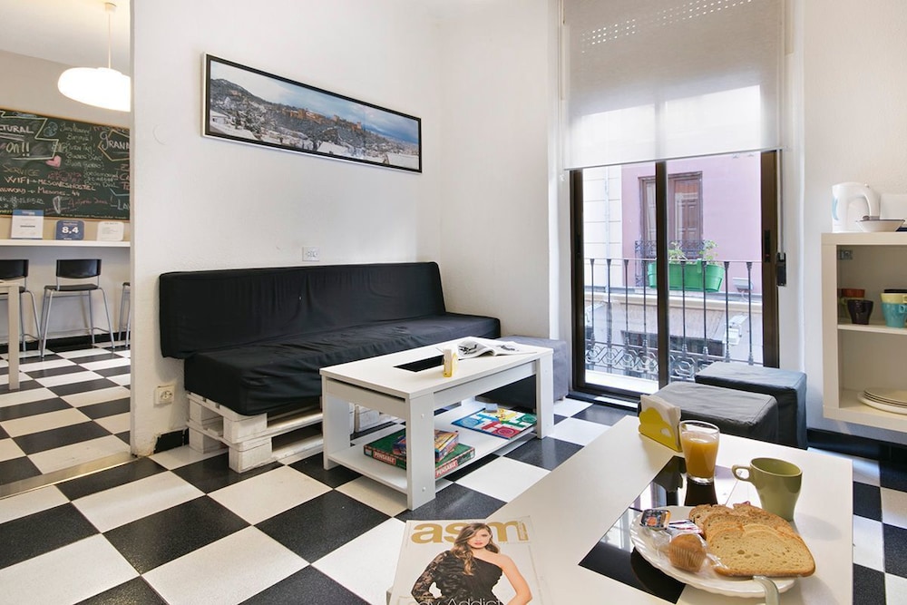 

Napoli - Granada - Pension Mesones