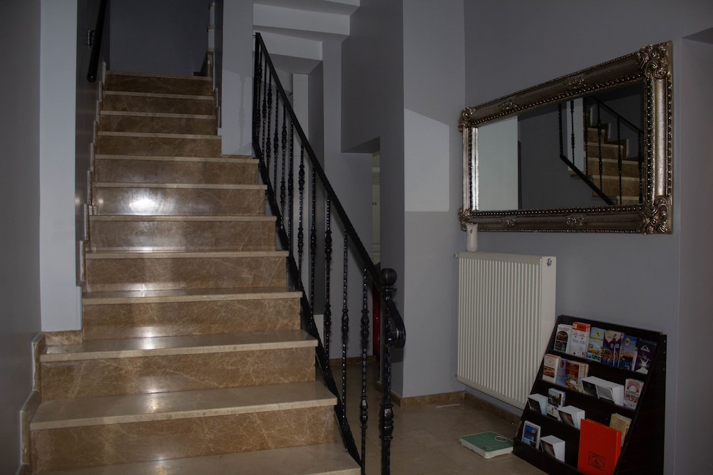 

Roma - Beyoğlu - Hotel Tulip House
