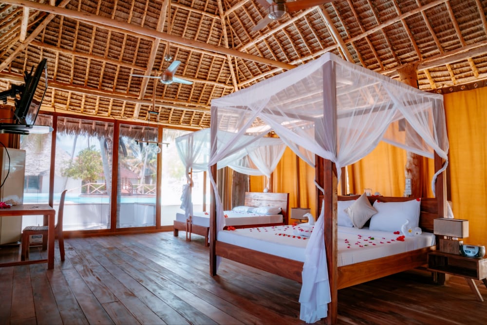 

Verona - Paje - TIKI Beach Club & Resort