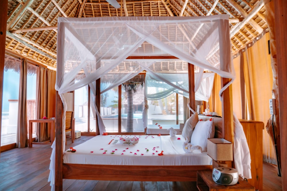 

Firenze - Bwejuu - TIKI Beach Club & Resort