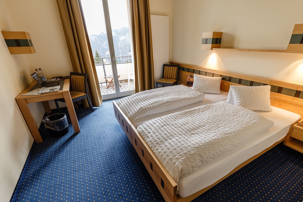 

Napoli - Grindelwald - Victoria-Lauberhorn Wengen