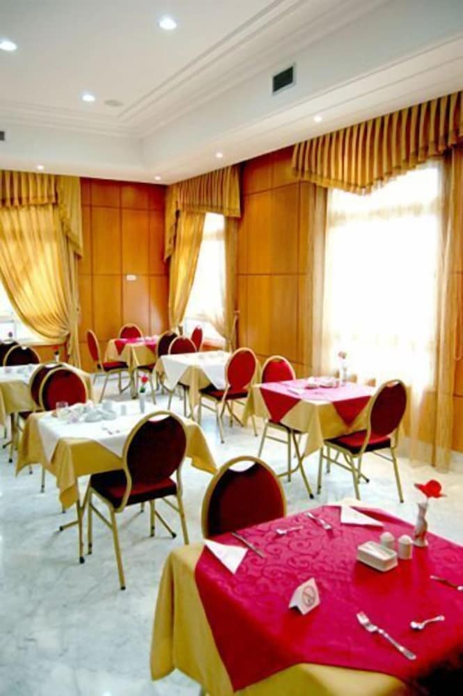 

Venezia - Tunisi - Hotel La Princesse