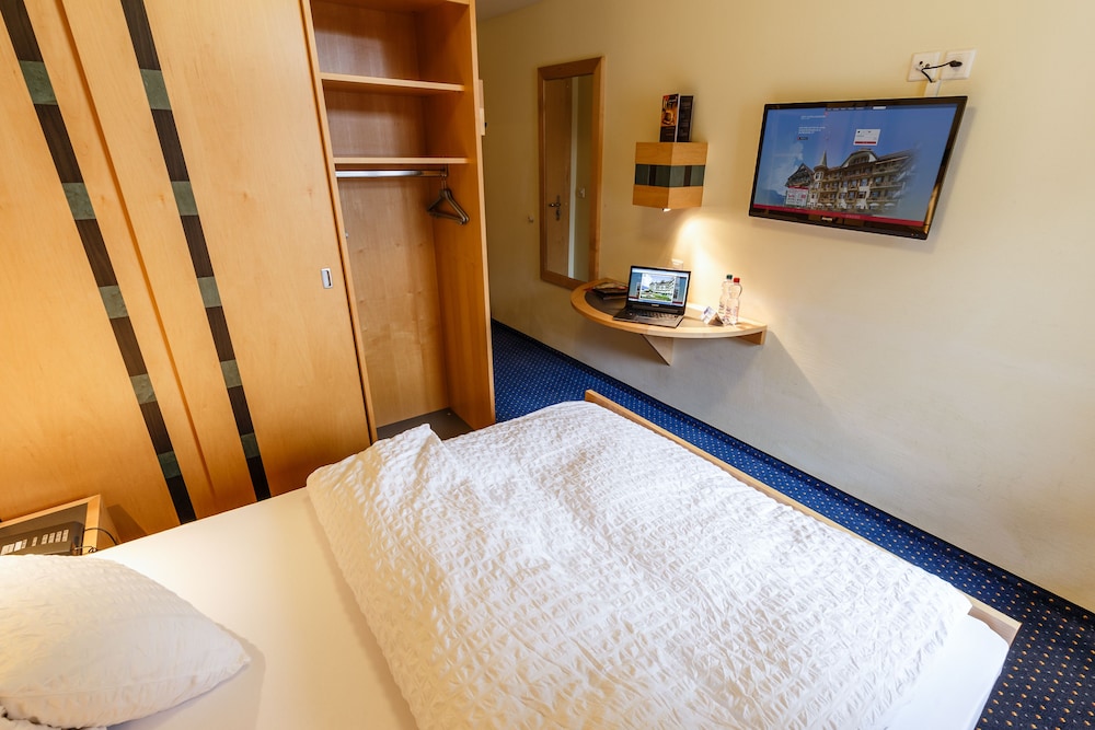 

Palermo - Grindelwald - Victoria-Lauberhorn Wengen