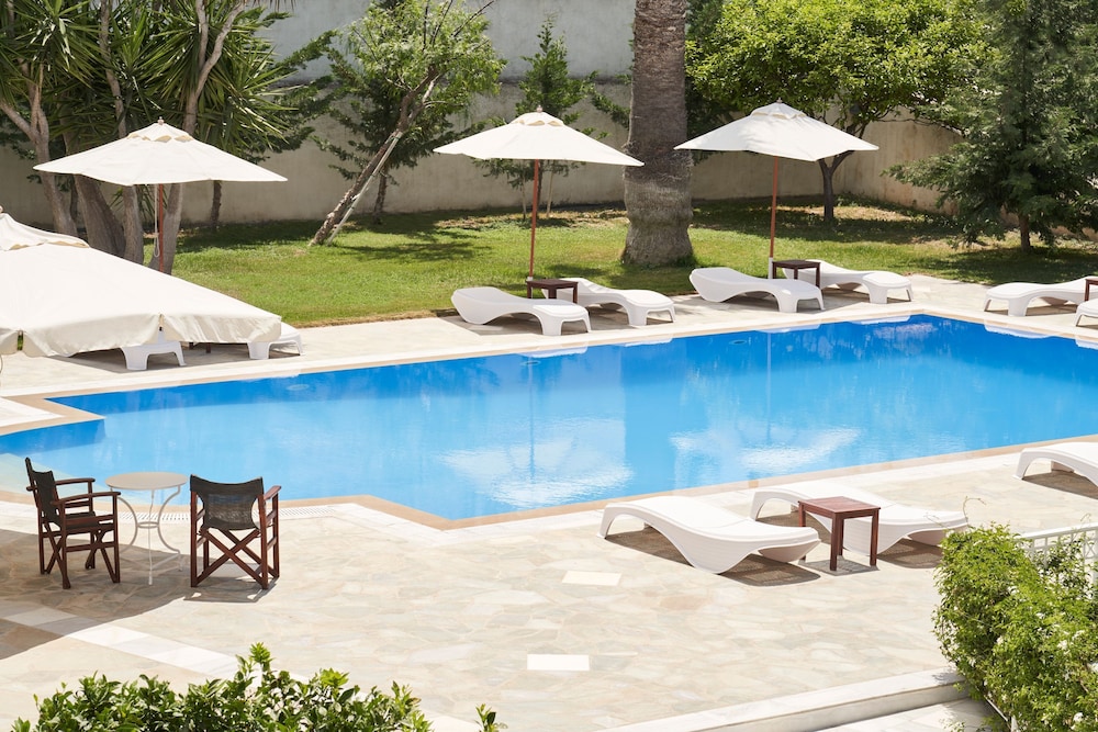

Torino - Naousa, Paros - Polos Hotel