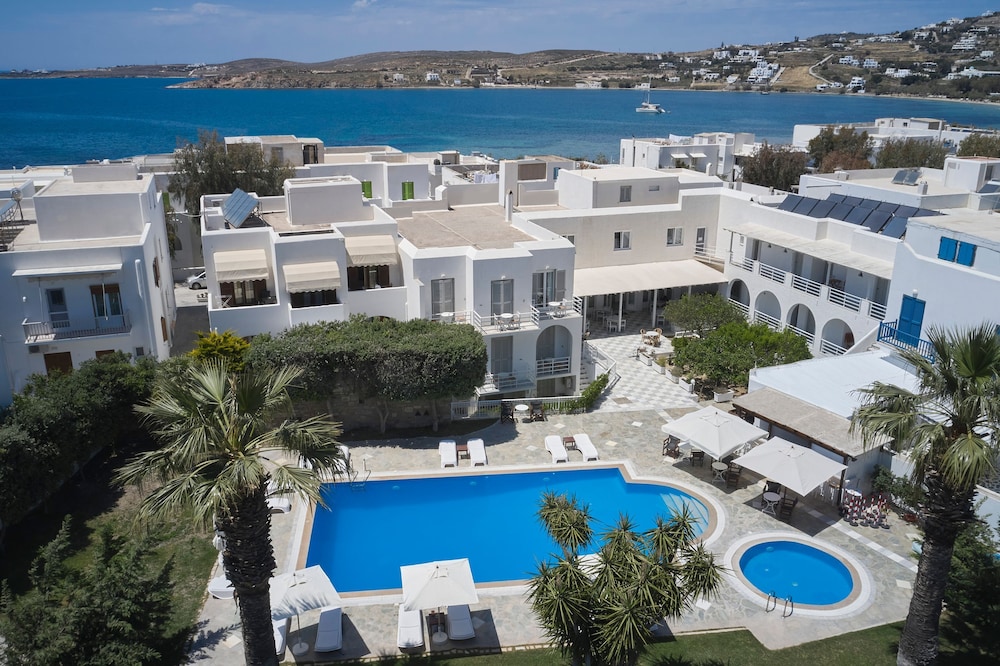 

Bologna - Paros - Polos Hotel