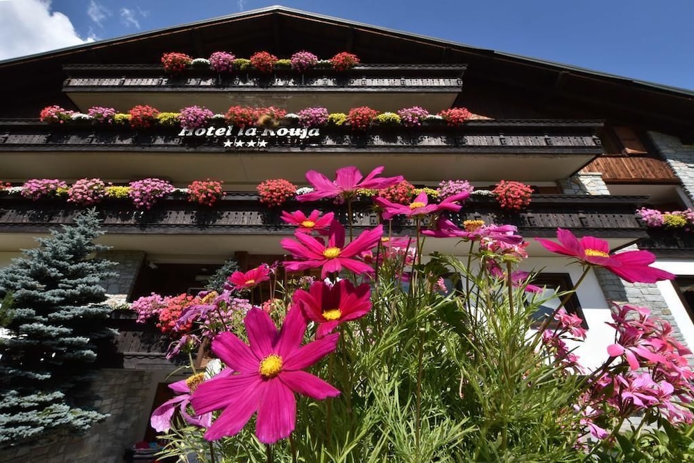 

Roma - Champoluc - Hotel La Rouja