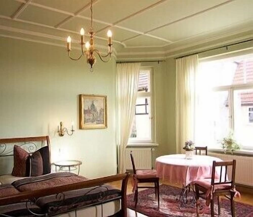 

Roma - Weißig, Dresde - Hotel-Appartement-Villa Ulenburg
