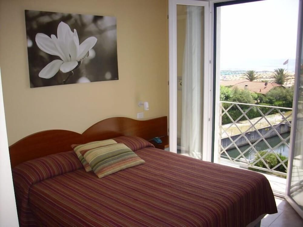 

Lamezia Terme - Versilia e Costa Toscana, Mare Italia - Hotel Bencista'