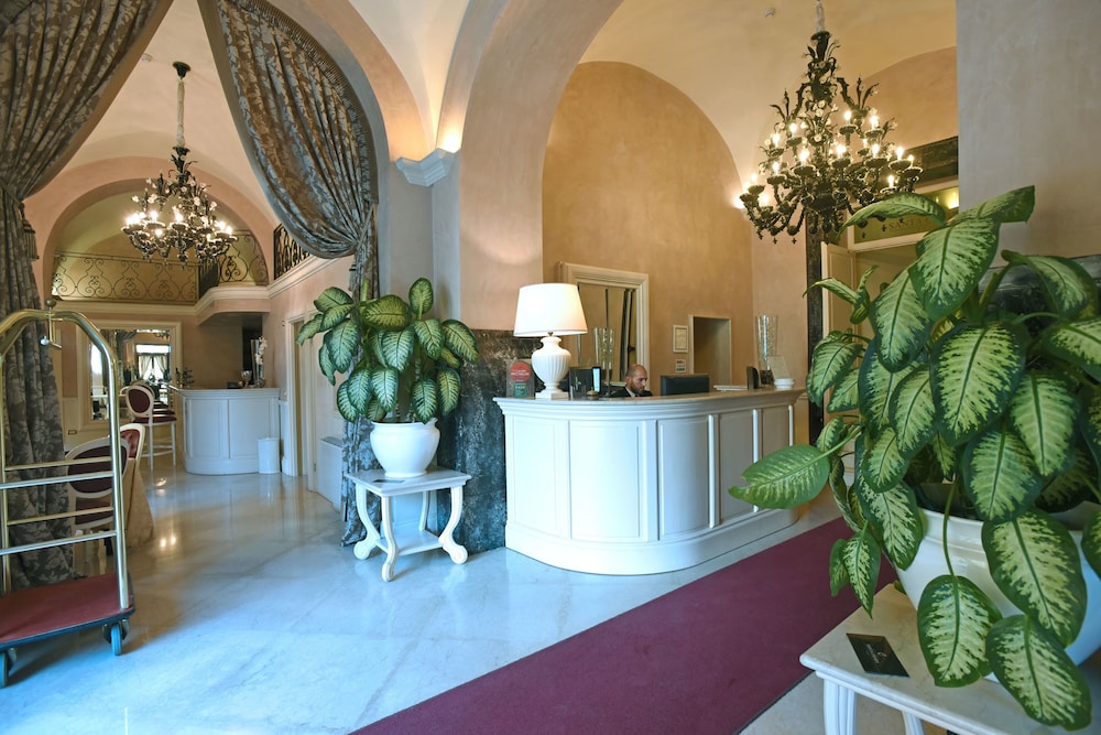 

Catania - Lecce - Suite Hotel Santa Chiara