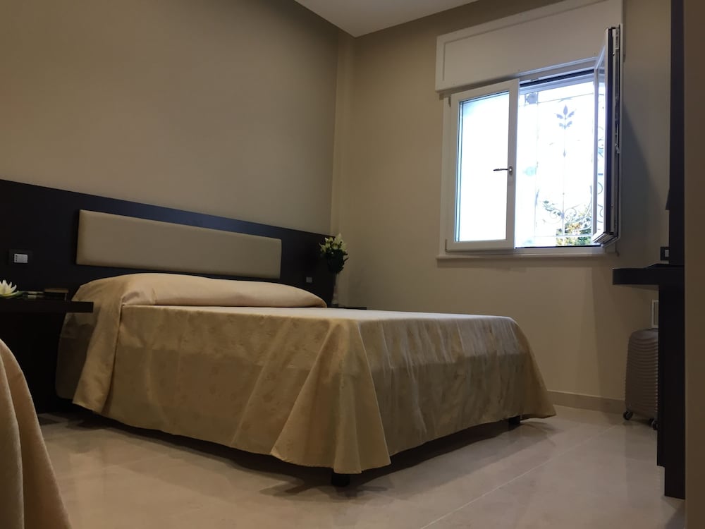 

Palermo - Costiera Sorrentina, Italia - Grand Hotel Royal