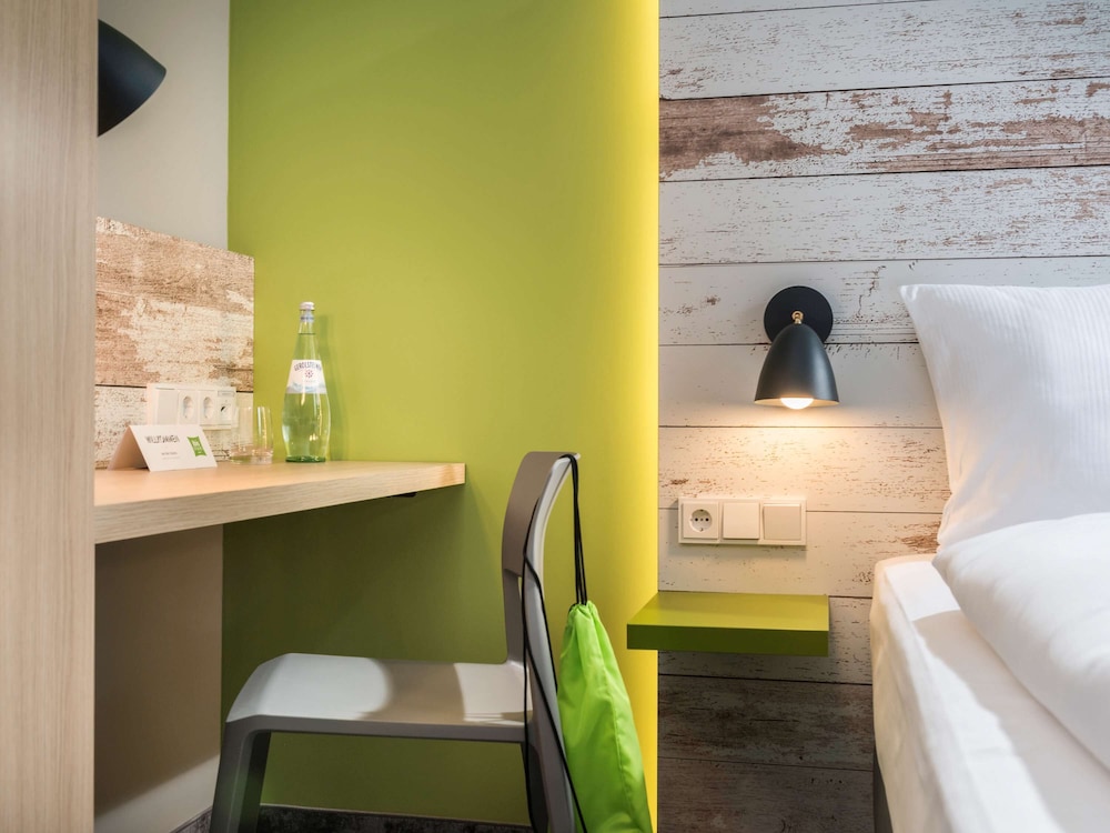 

Milano - Stuttgart Airport - ibis Styles Stuttgart Vaihingen