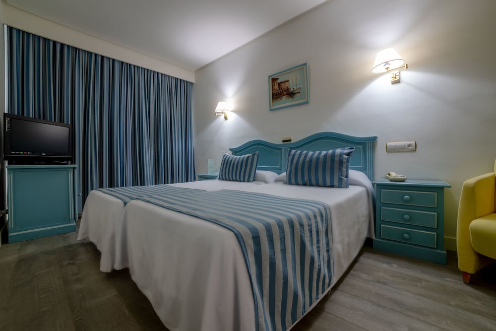 

Torino - Fuengirola - Hotel Villa de Laredo