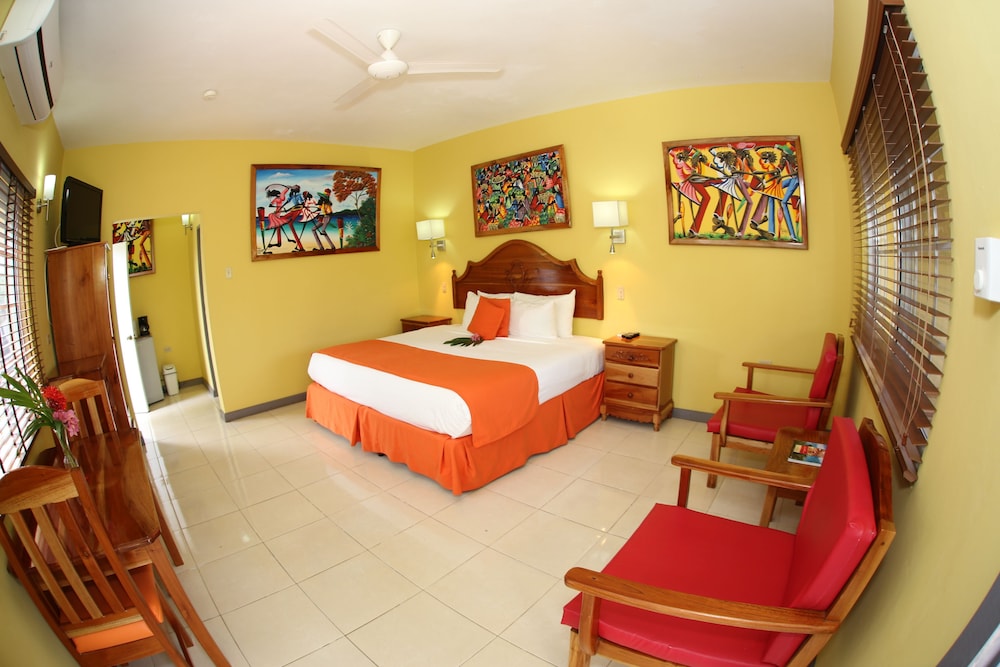 

Roma - Negril - Seastar Inn