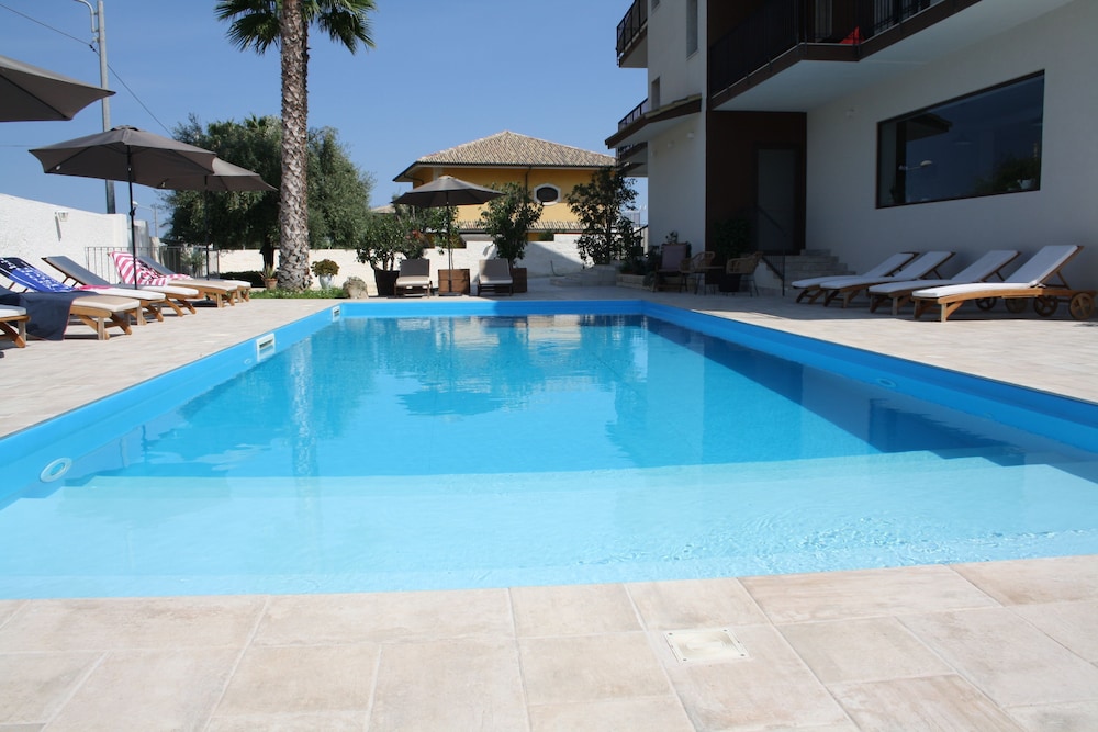 

Pisa - Floridia - Amada Hotel Siracusa