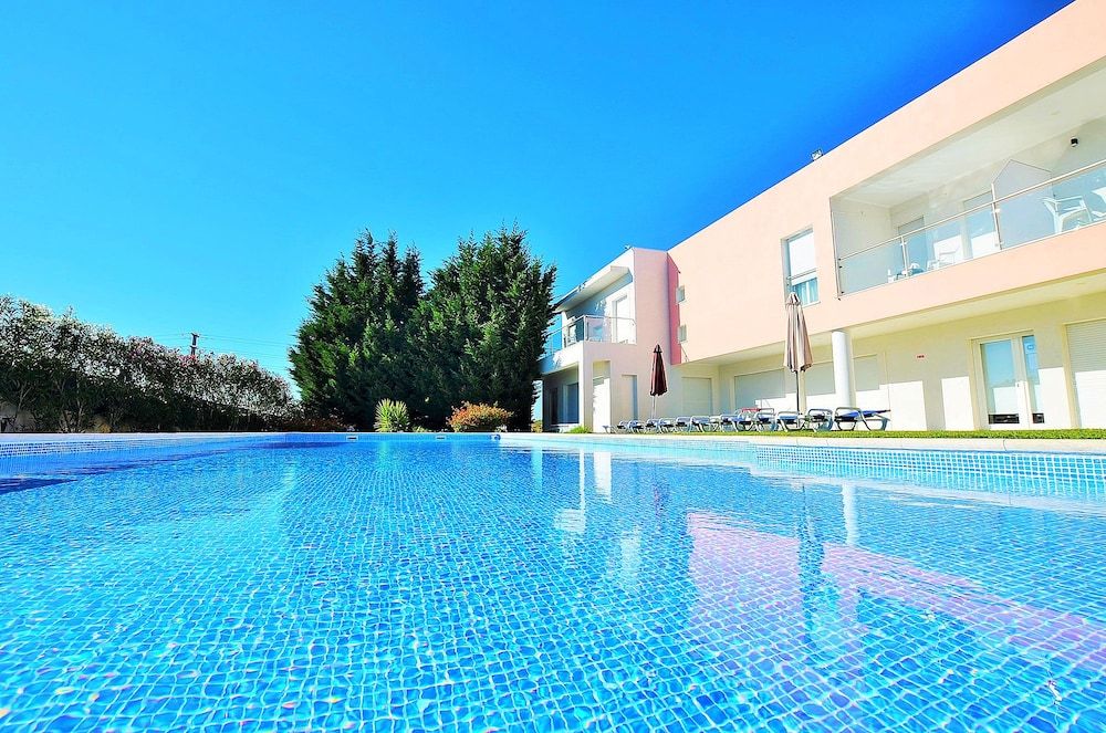 Milano - Carcavelos - HILLTOP OASIS Lisboa Oeiras