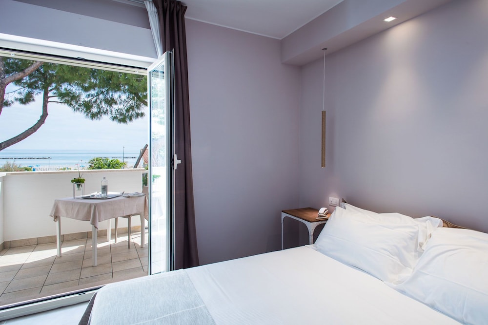 

Torino - Giulianova - Manè Boutique Hotel