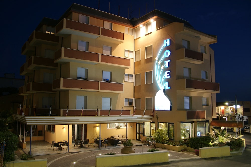 

Milano - San Vincenzo - Hotel il Delfino