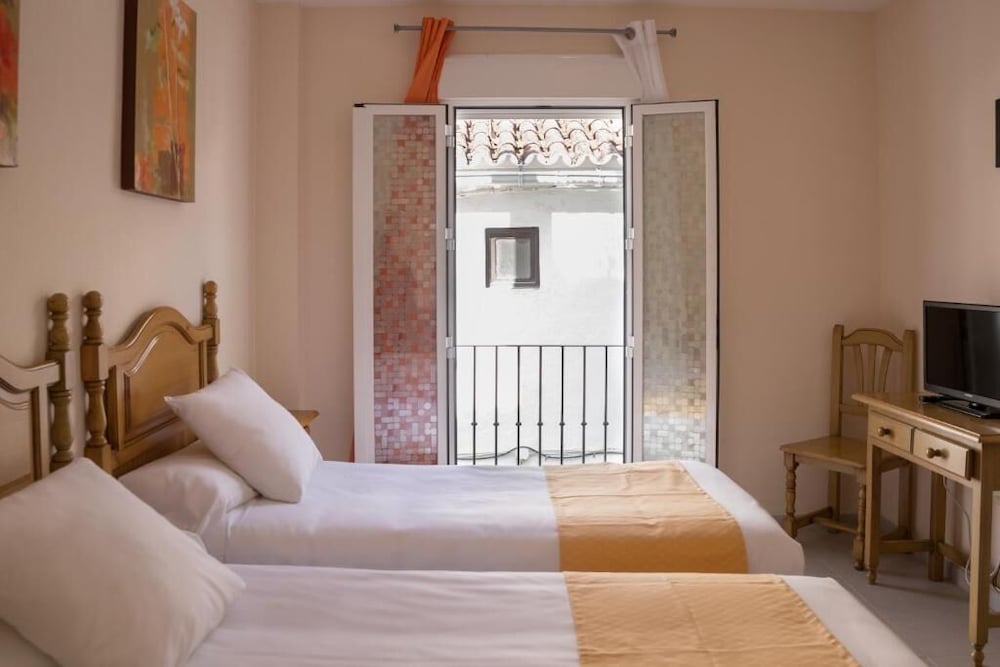 

Bari - Estepona - Mare Estepona Hotel