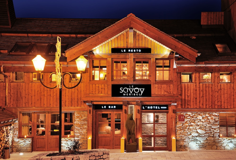 

Napoli - Courchevel - Hotel Le Savoy