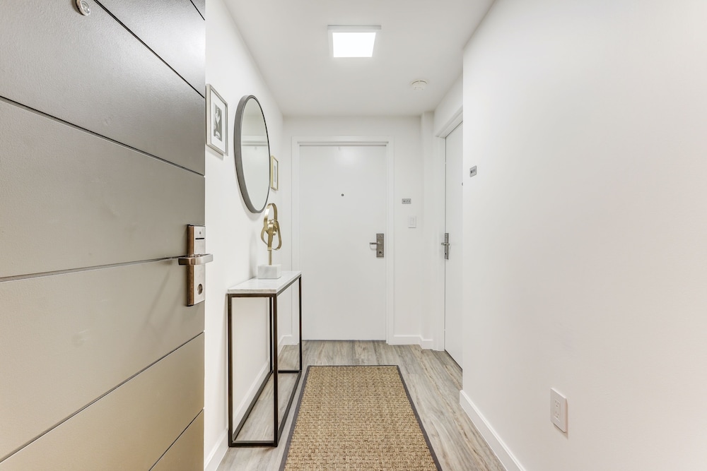 

Bologna - Key Biscayne - iCoconutGrove Vacation Rentals