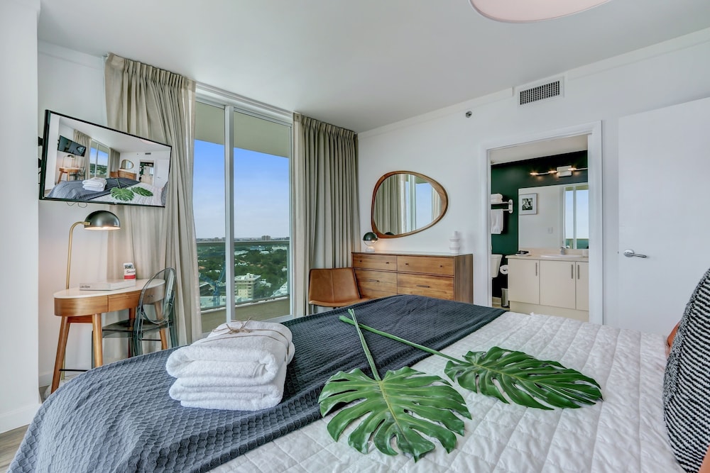 

Torino - Key Biscayne - iCoconutGrove Vacation Rentals