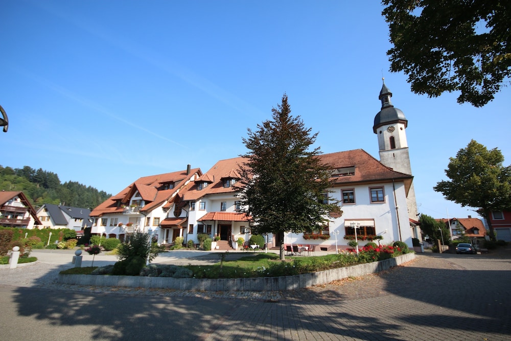

Napoli - Offenburg - Hotel-Restaurant Hirsch