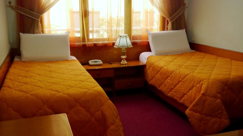 

Perugia - Tirana - Hotel Kruja