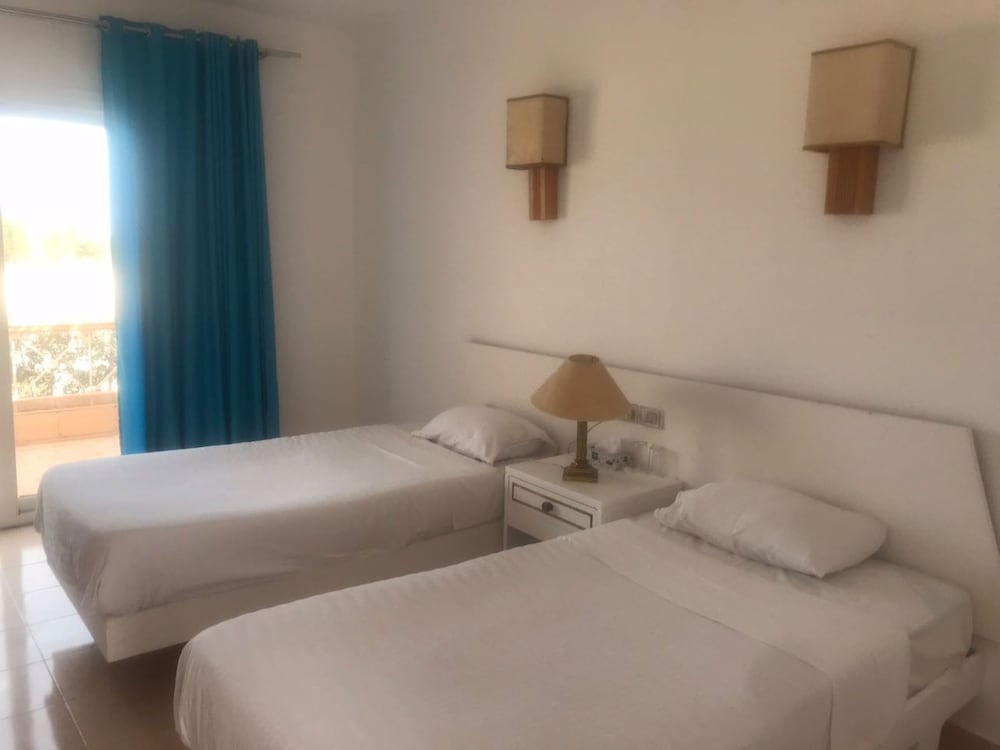 

Verona - Soma Bay - Sharm El Naga Resort and Diving Center