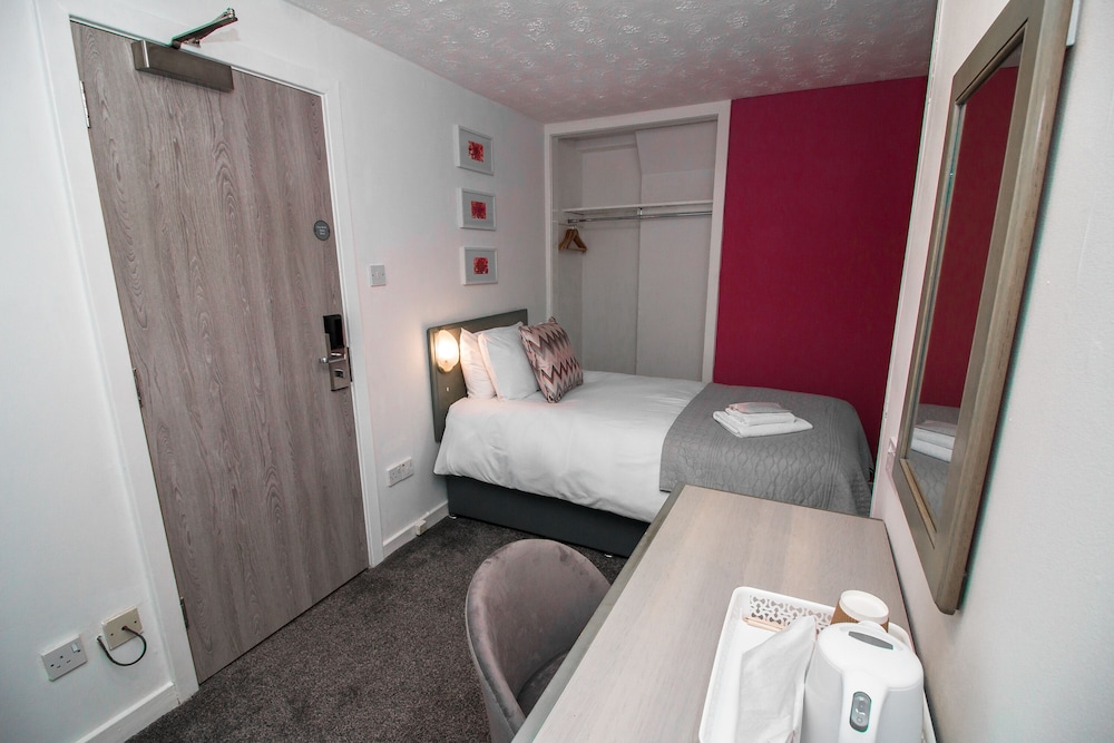 

Venezia - Glasgow - Bentley Hotel