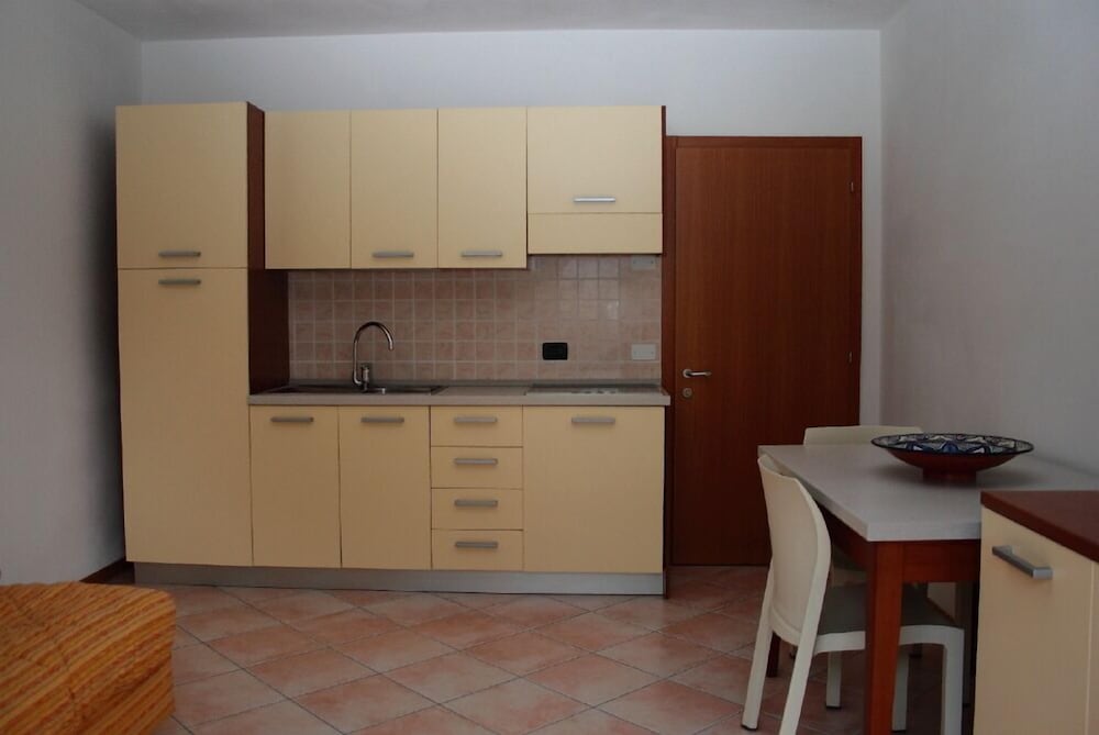 

Bari - Arco - Residenza Arcobaleno