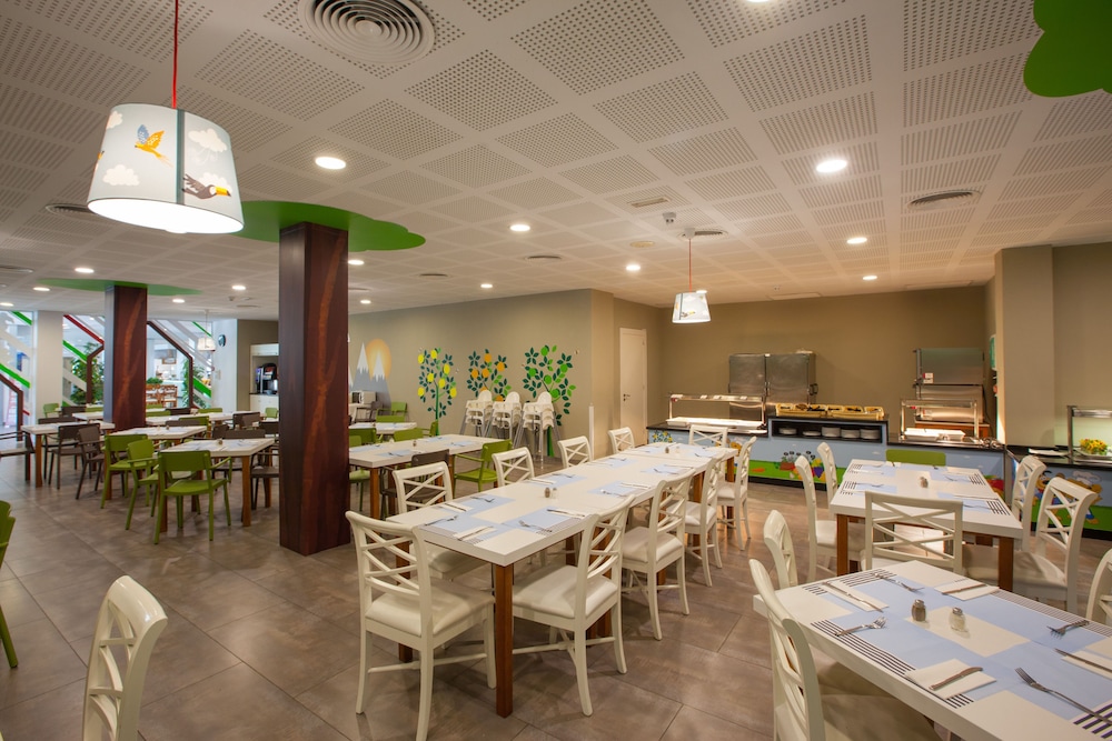 

Milano - Muro - Grupotel Alcudia Pins