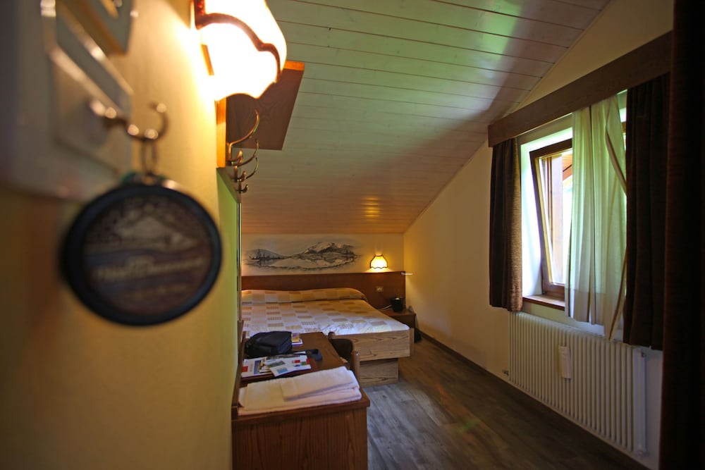 

Bologna - Val di Sole, Montagna Italia - Hotel Biancaneve