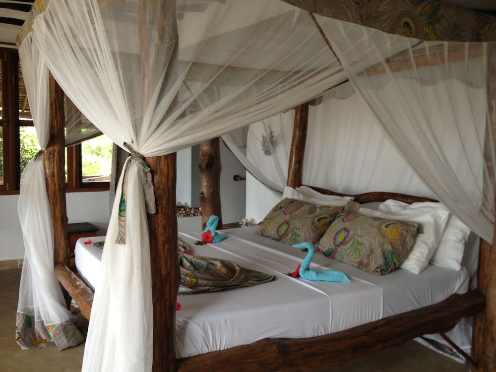 

Catania - Kizimkazi - Karamba Eco Boutique Hotel