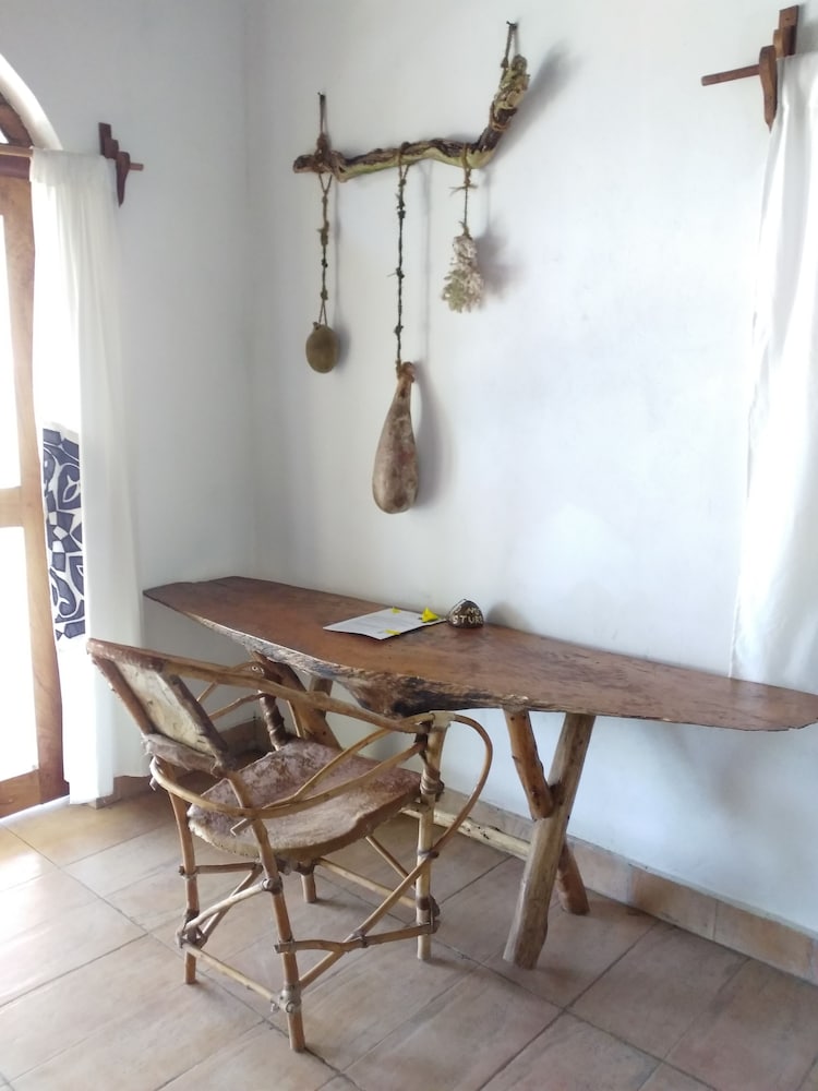 

Napoli - Kizimkazi - Karamba Eco Boutique Hotel