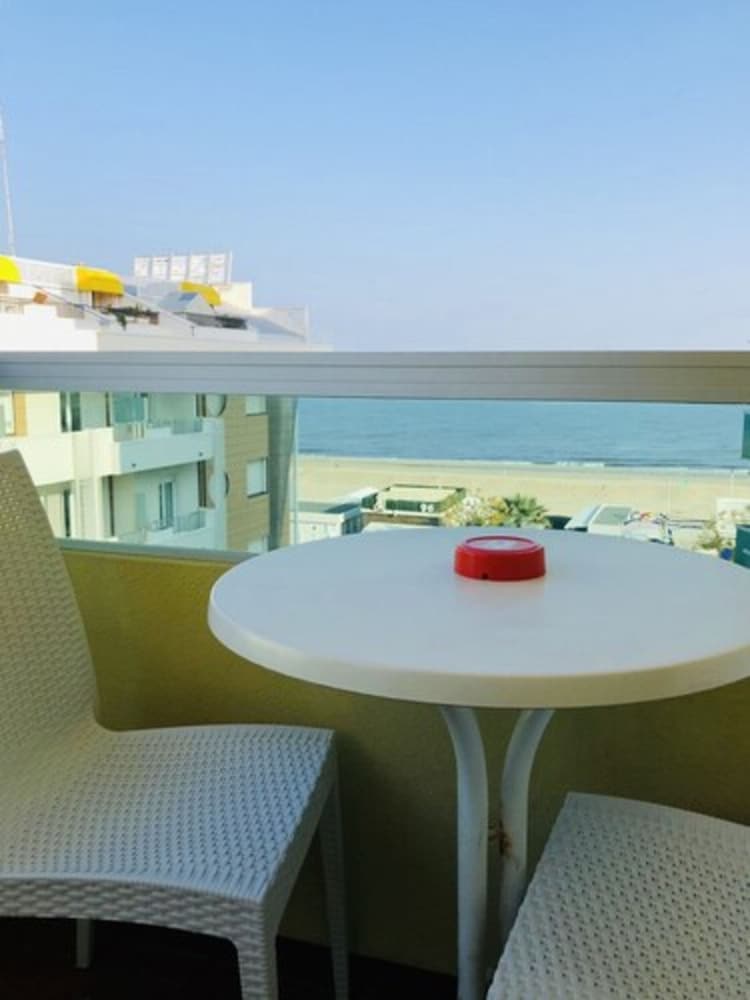 

Milano - Misano Adriatico - Hotel Montecarlo - Vista Mare con Area Fitness