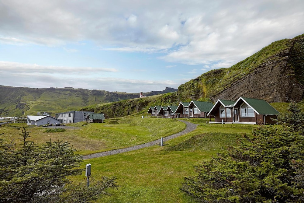 

Milano - Vik i Myrdal - Vík Cottages