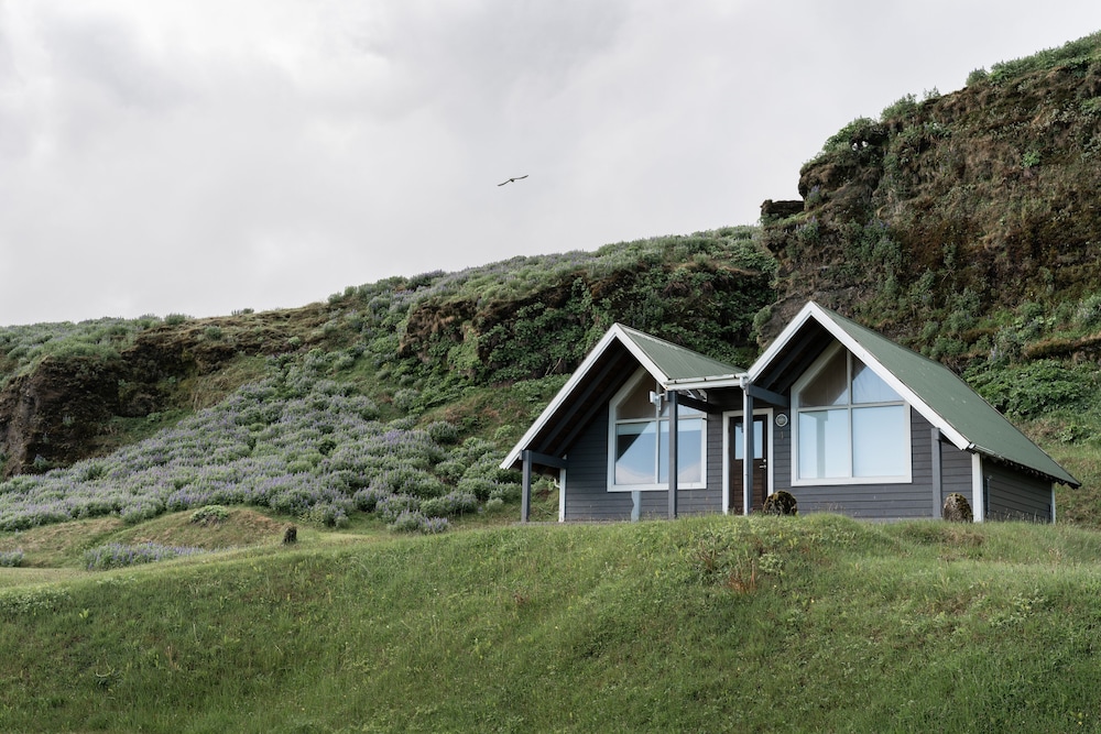 

Roma - Vik i Myrdal - Vík Cottages