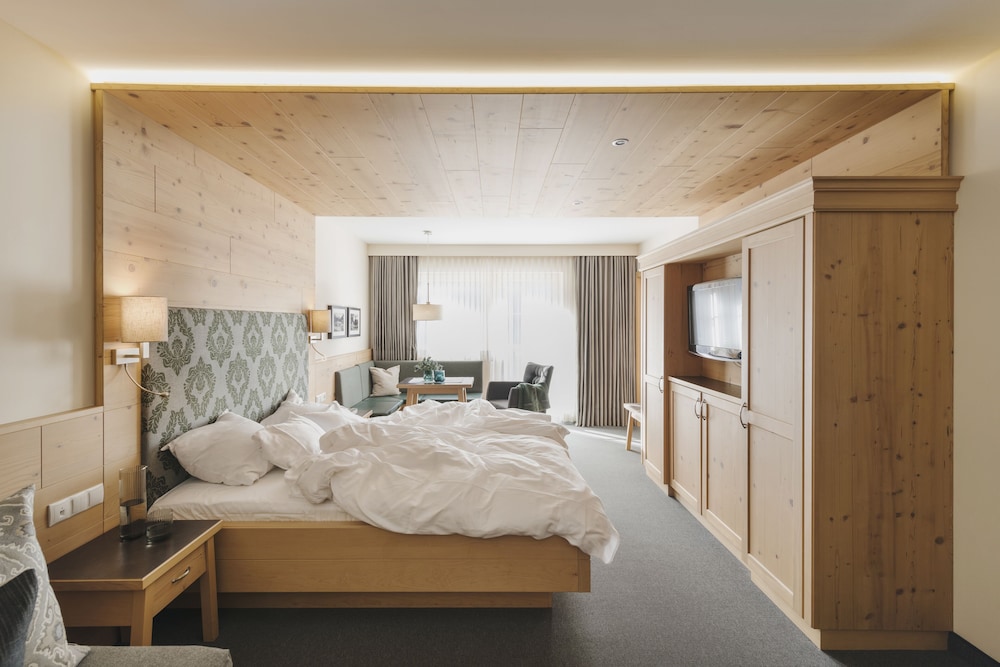 

Venezia - Mayrhofen - Neuhaus Zillertal Resort