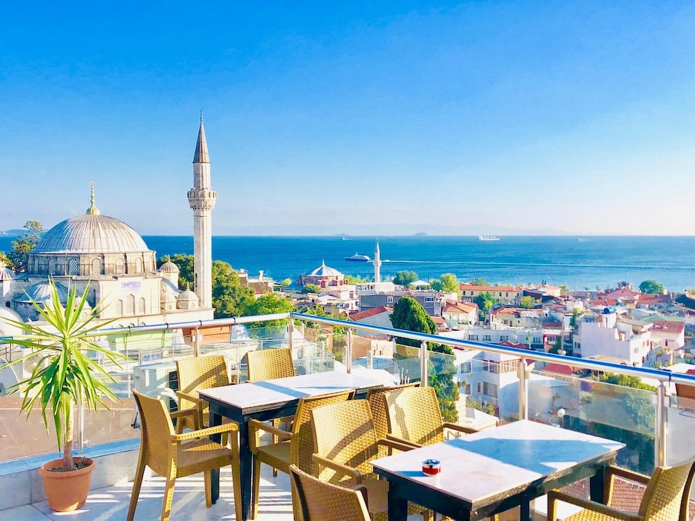

Milano - Istanbul - Art City Hotel Istanbul