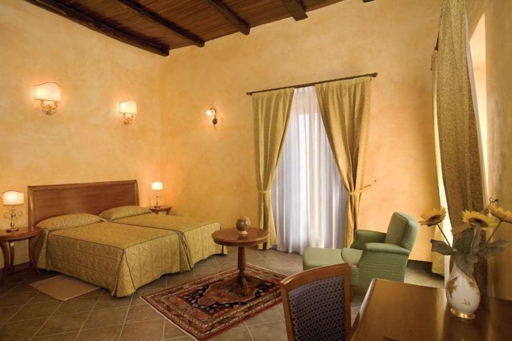 

Bologna - Tropea - Palazzo Marzano
